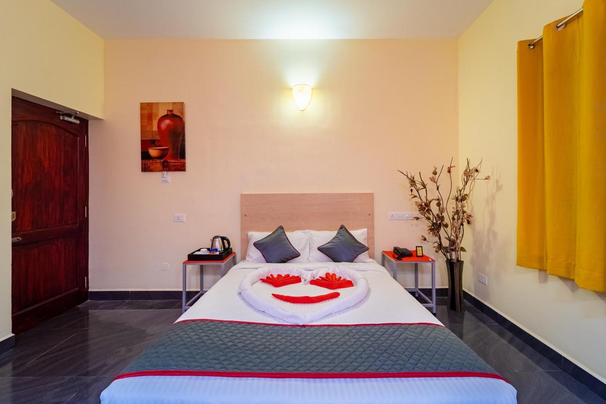 Sornalaxmi Residency Пондичерри Экстерьер фото