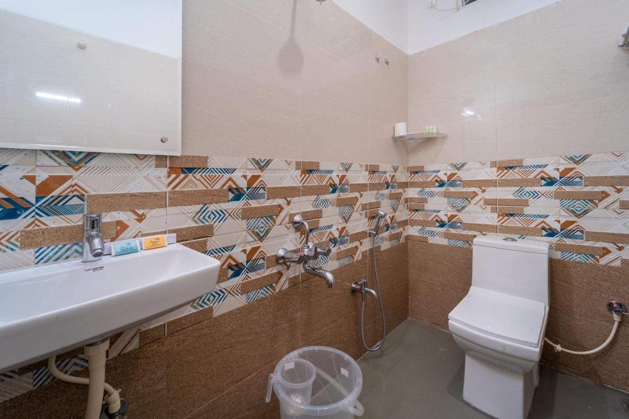 Sornalaxmi Residency Пондичерри Экстерьер фото