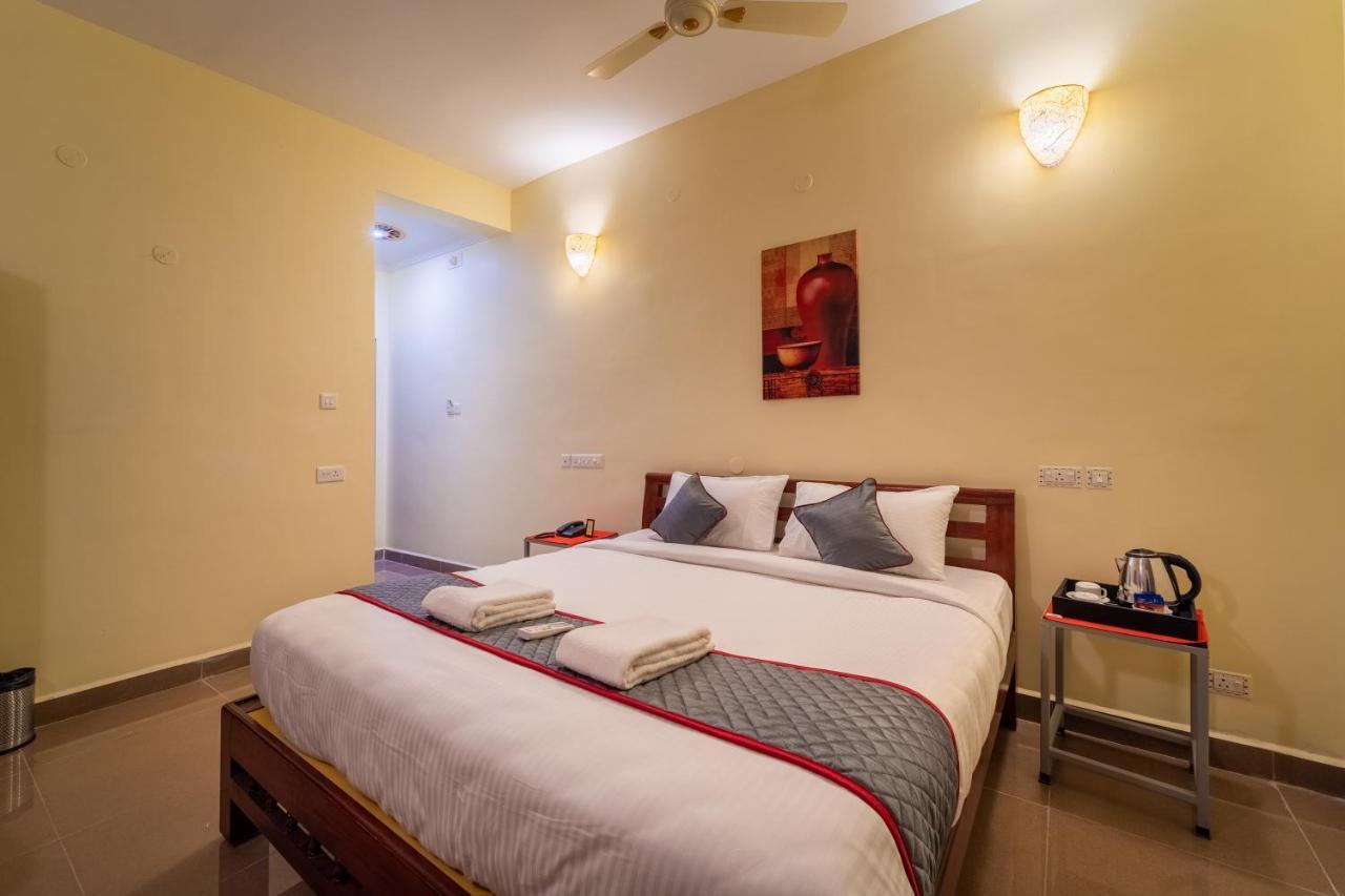 Sornalaxmi Residency Пондичерри Экстерьер фото