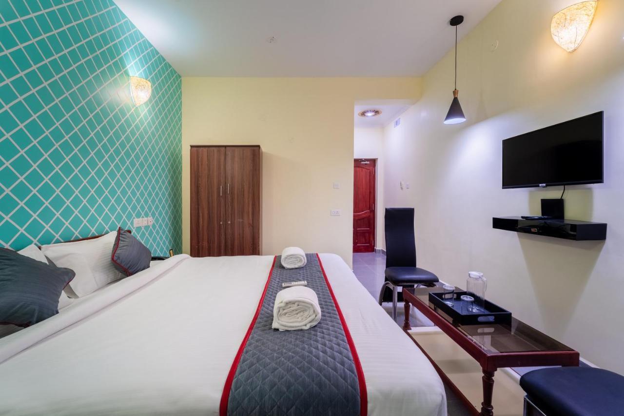 Sornalaxmi Residency Пондичерри Экстерьер фото